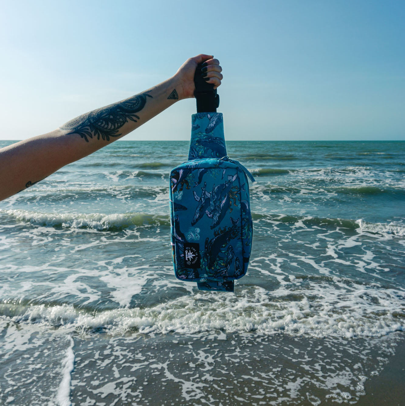 Hip Pack Classic Ballenas