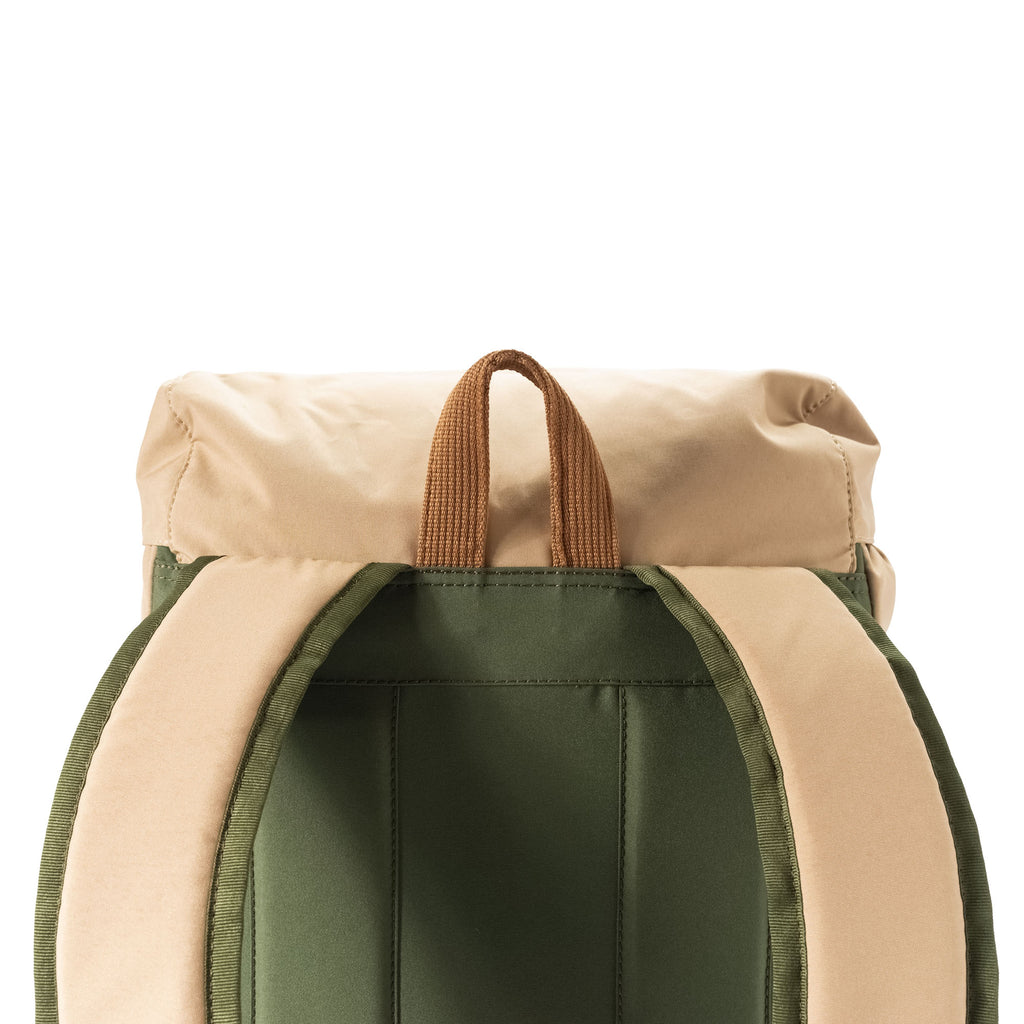 Camp Backpack Explorer