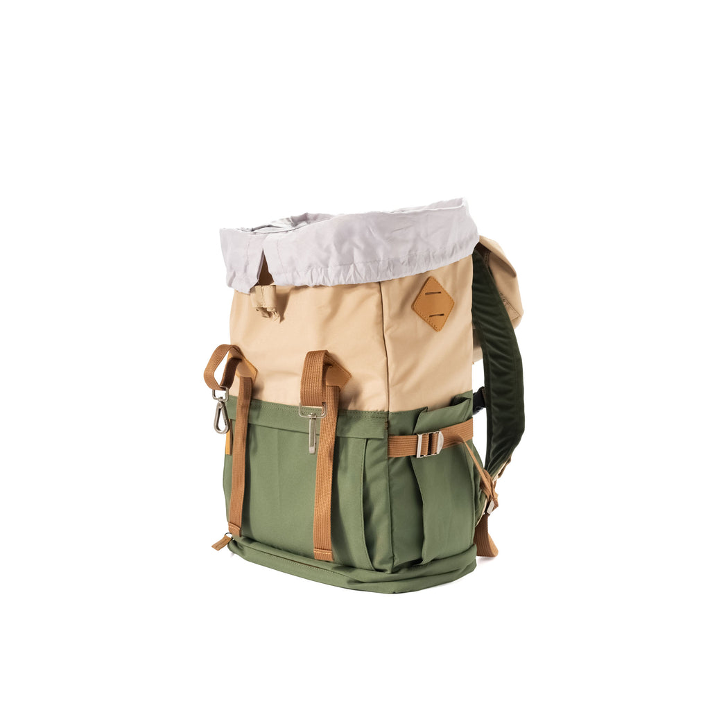 Camp Backpack Explorer