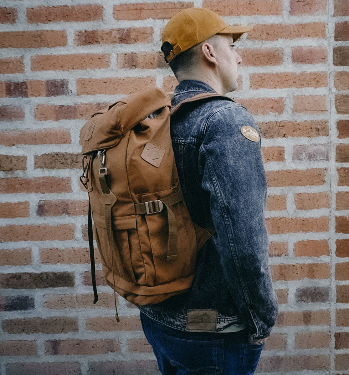 Camp Backpack Brown