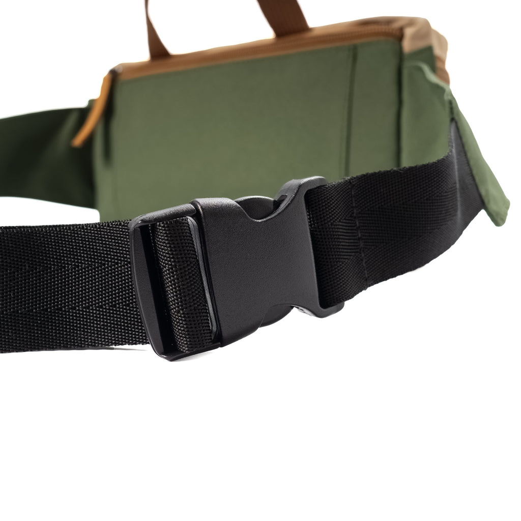 Hip Pack Explorer