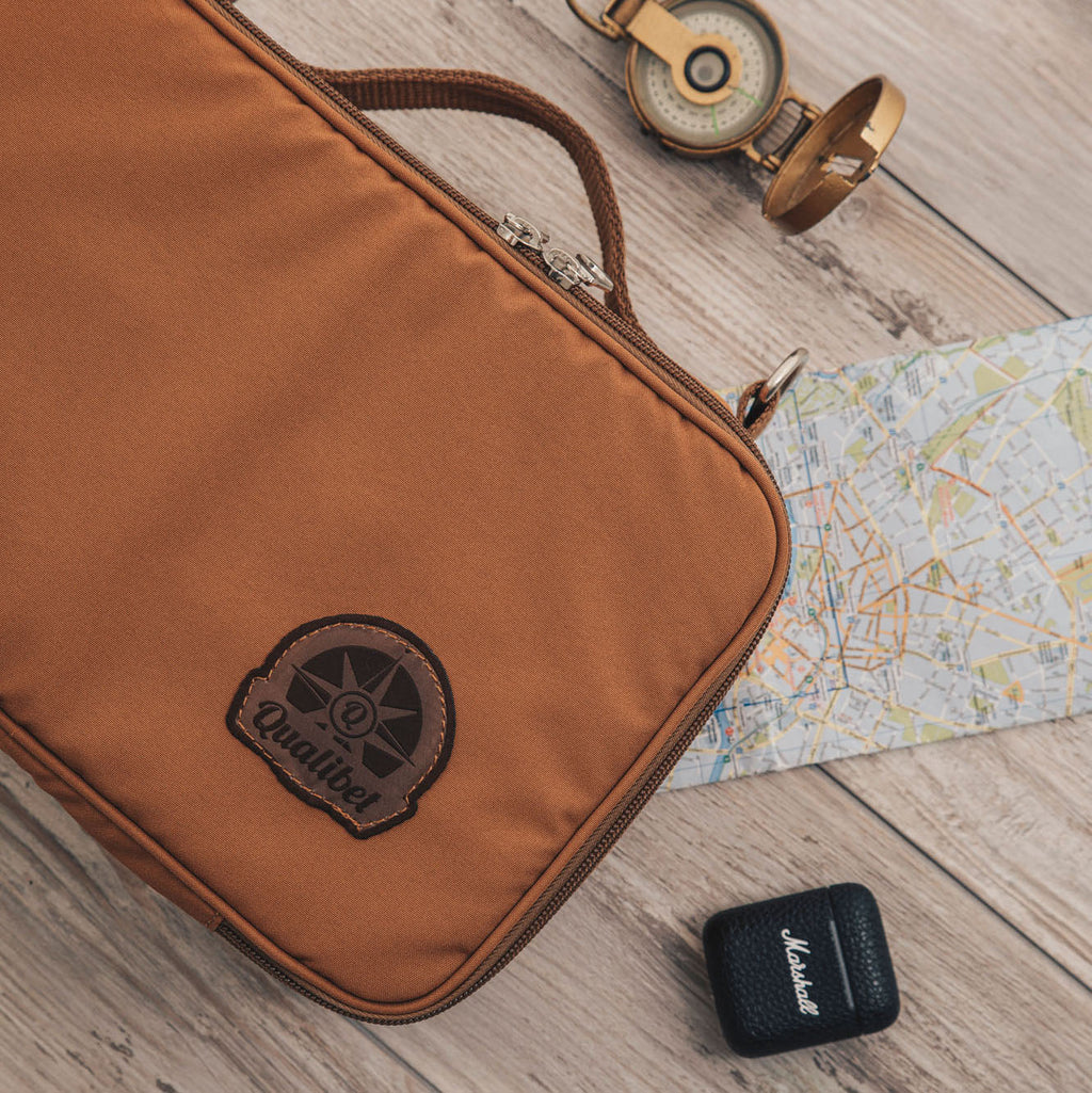 Camera Bag (Brown)