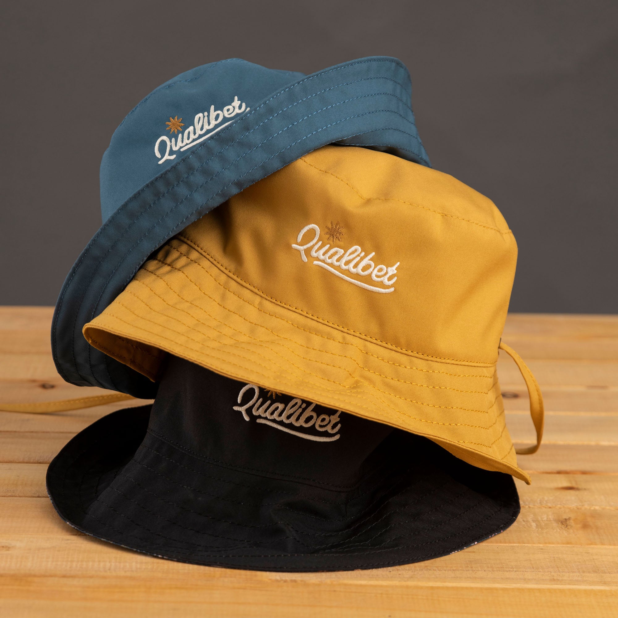 Qualibet Bucket Hat Mostaza