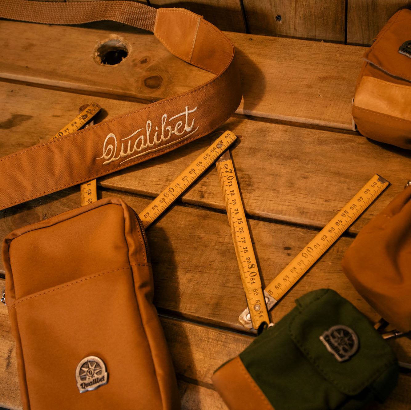 Phone Holder Brown
