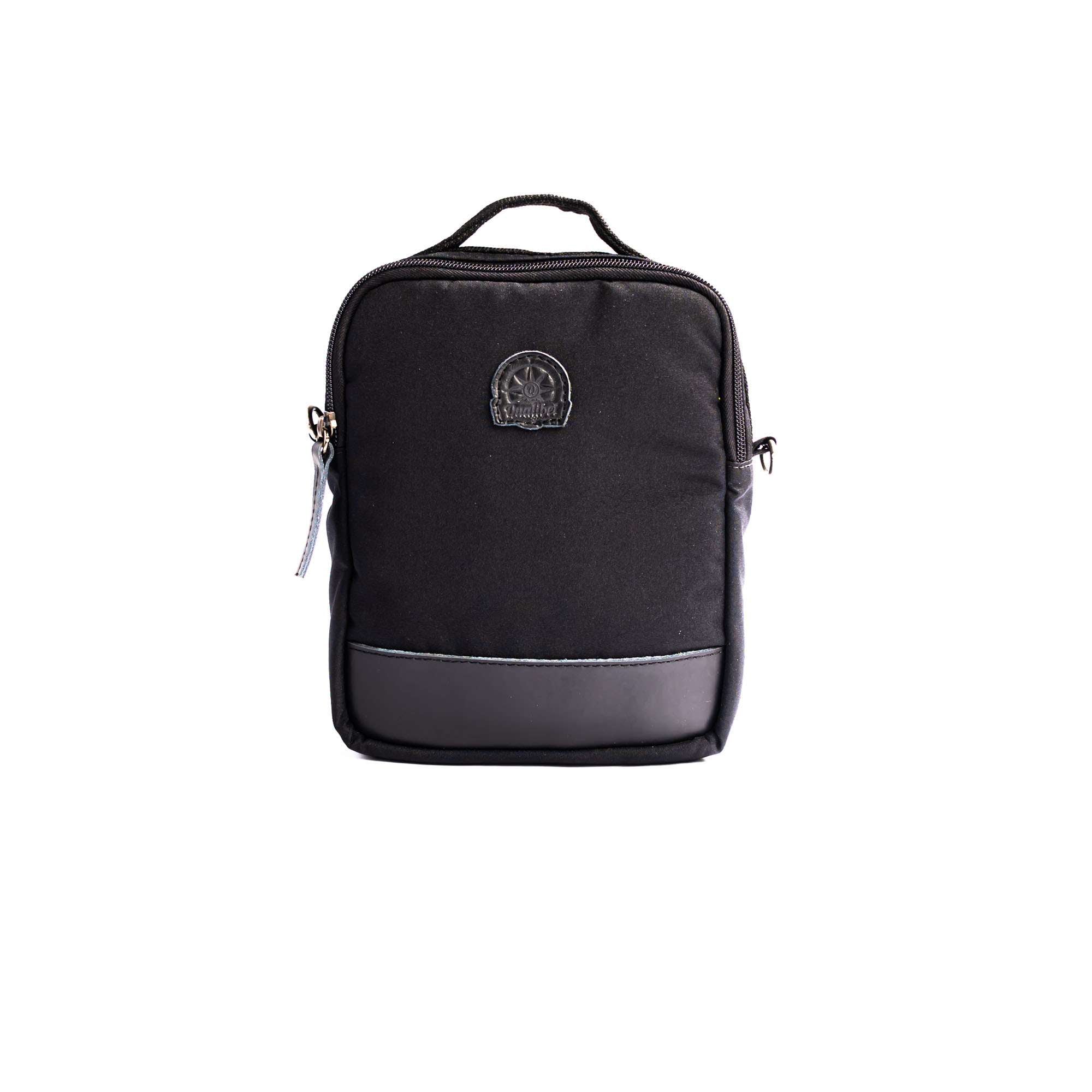 Cross Bag Mini Black Imagen secundaria del producto