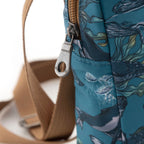 Combo Phone Holder Ballenas + Toalla Viajera Ballenas