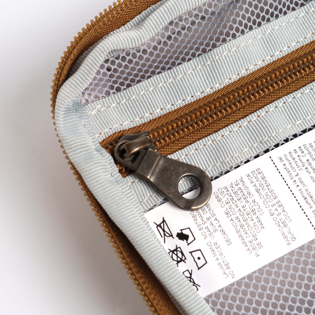 Essential Case 2.0 Perros Viajeros