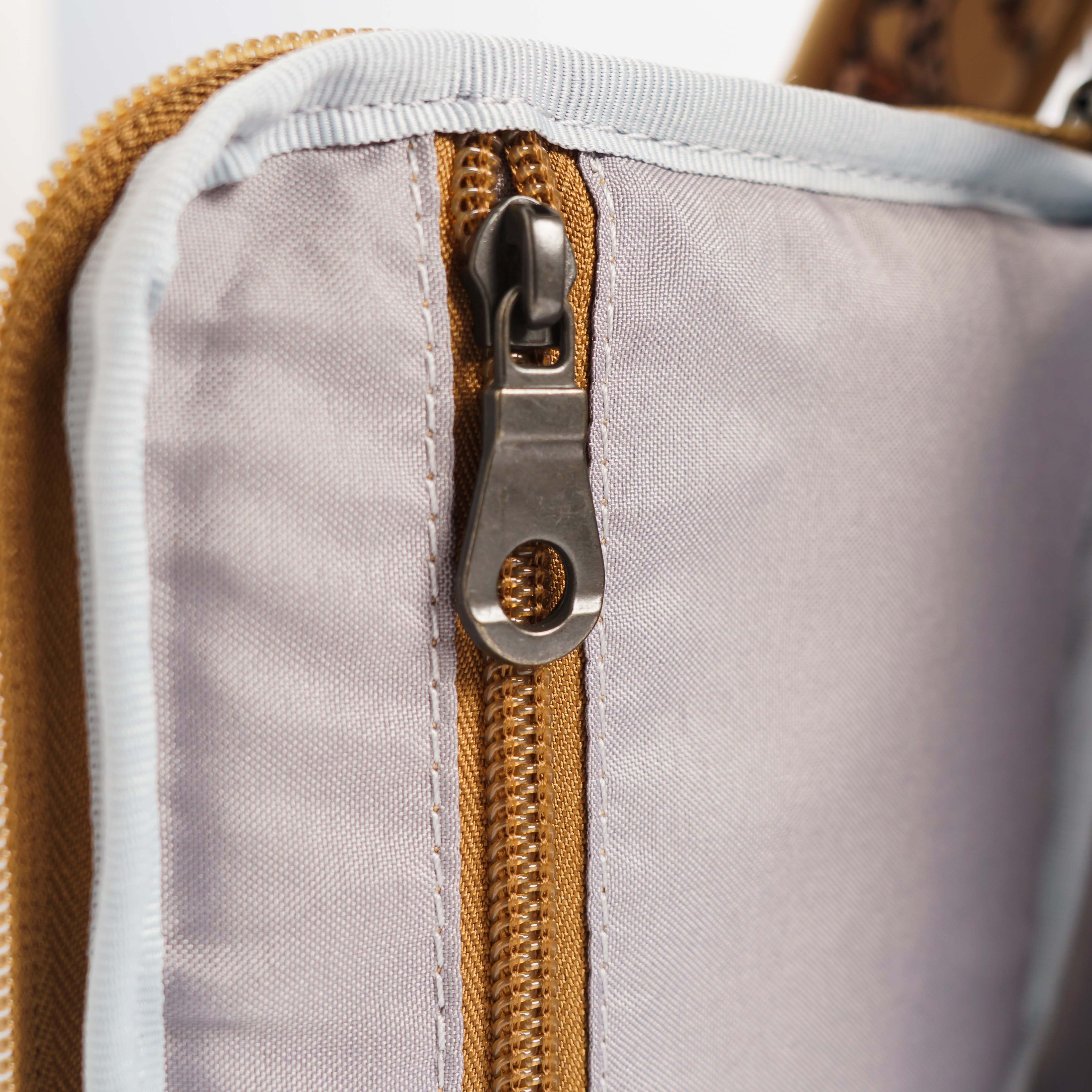 Rolltop Backpack 2.0 Perros Viajeros