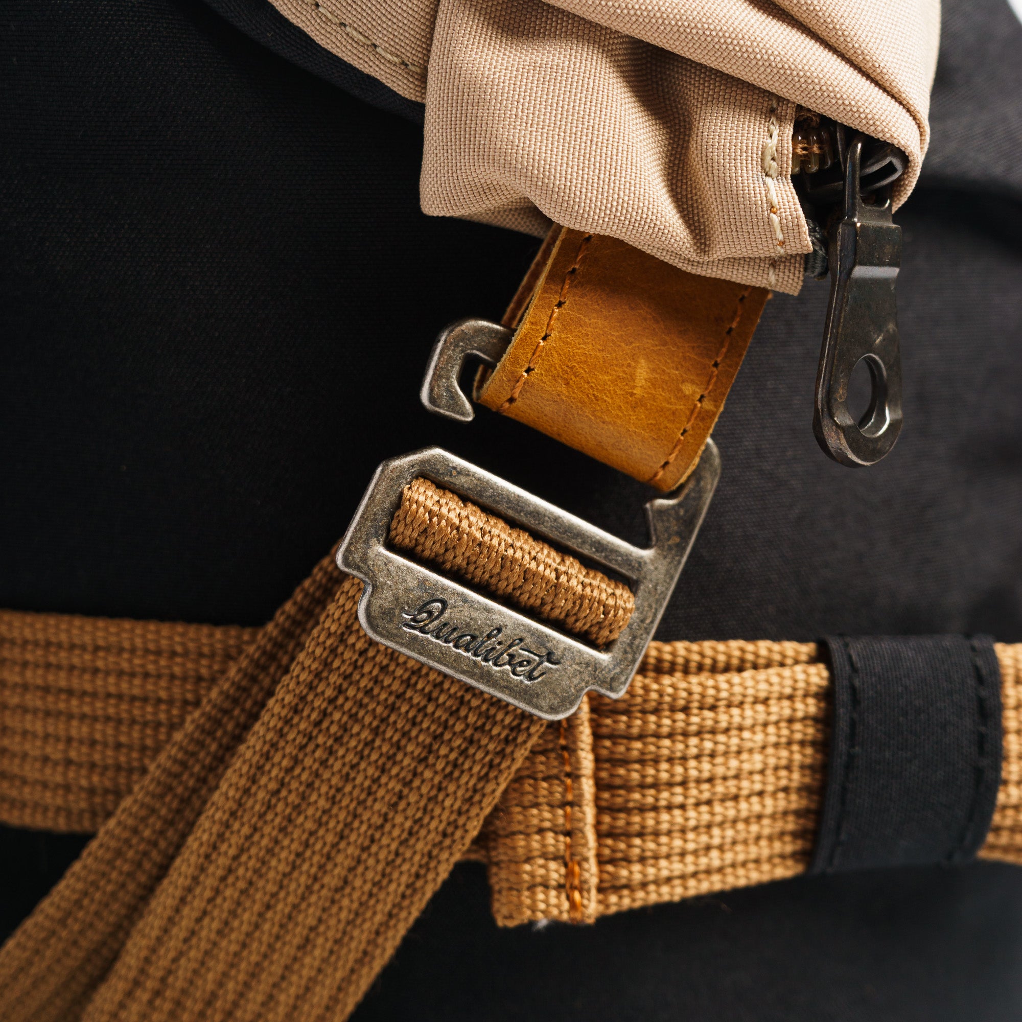 Duna Backpack Dual Camel